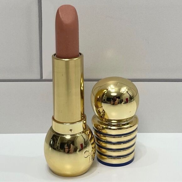 Dior 010 Beige Mischief Diorific Lipstick - Picture 1 of 1